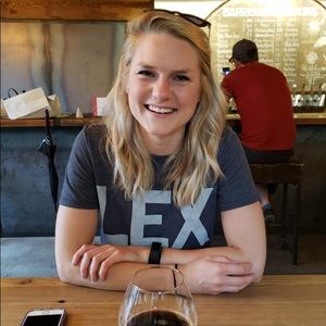 Meet your Posher, Alina